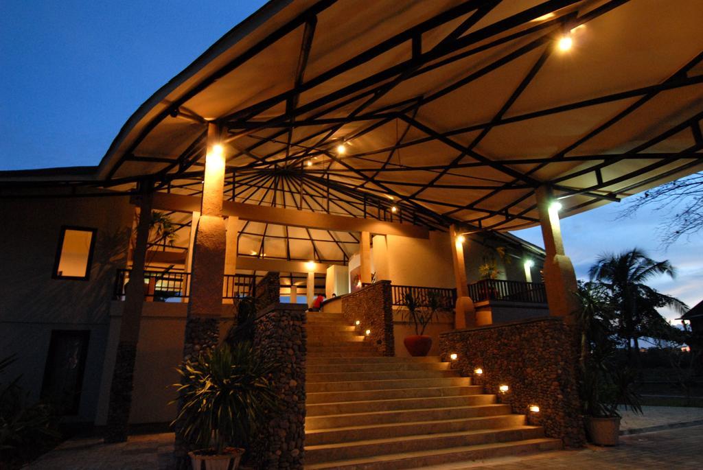 Nusantara Diving Centre Resort & Spa Μανάντο Εξωτερικό φωτογραφία